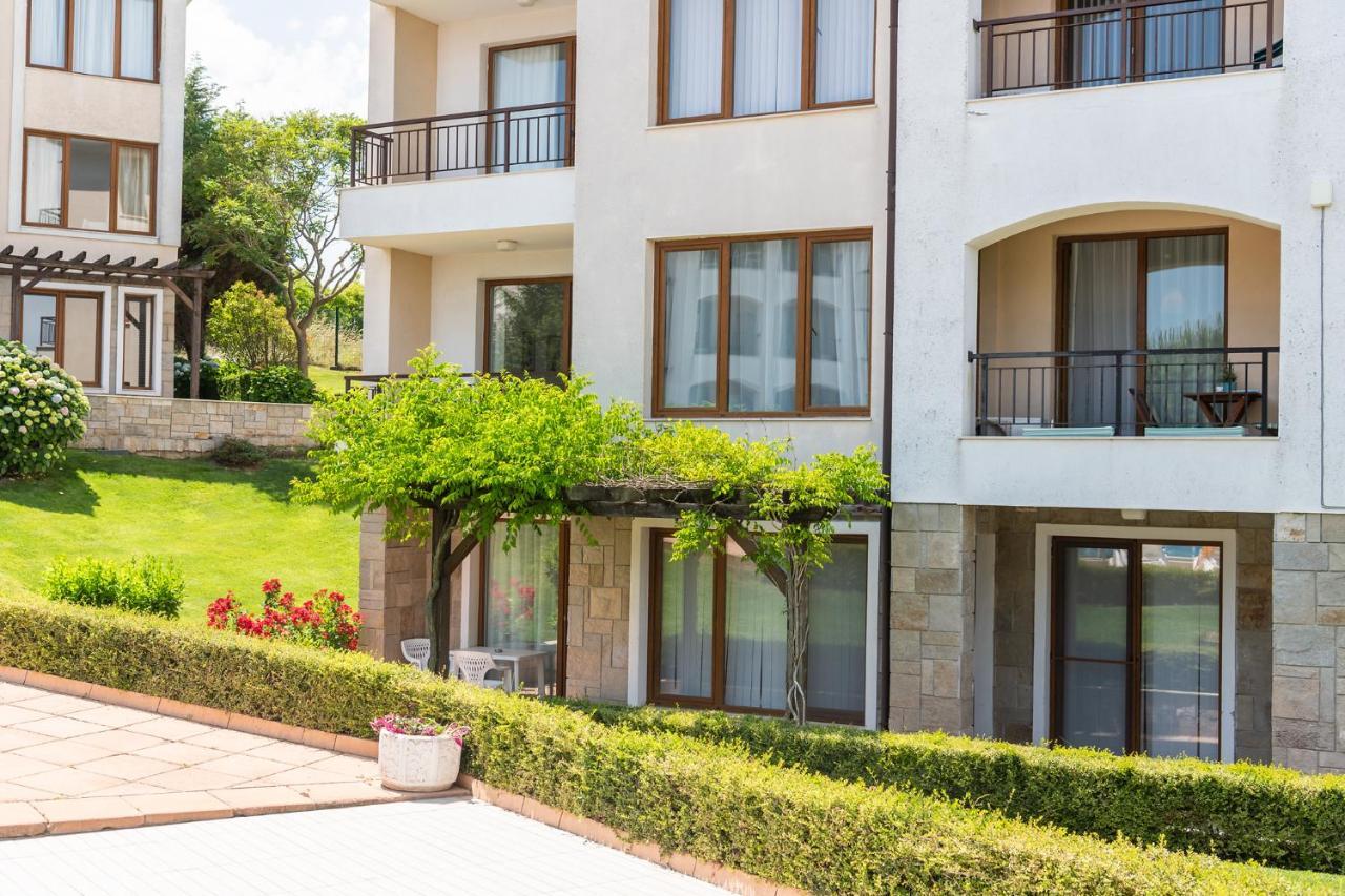 Созопол Парадайс Блу Апартаментс Apartment Bagian luar foto